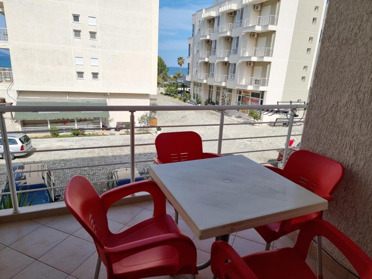 Remar Apartments Vlore Luaran gambar