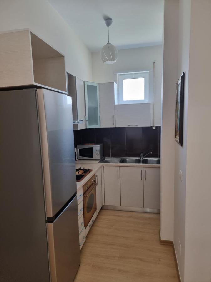 Remar Apartments Vlore Luaran gambar