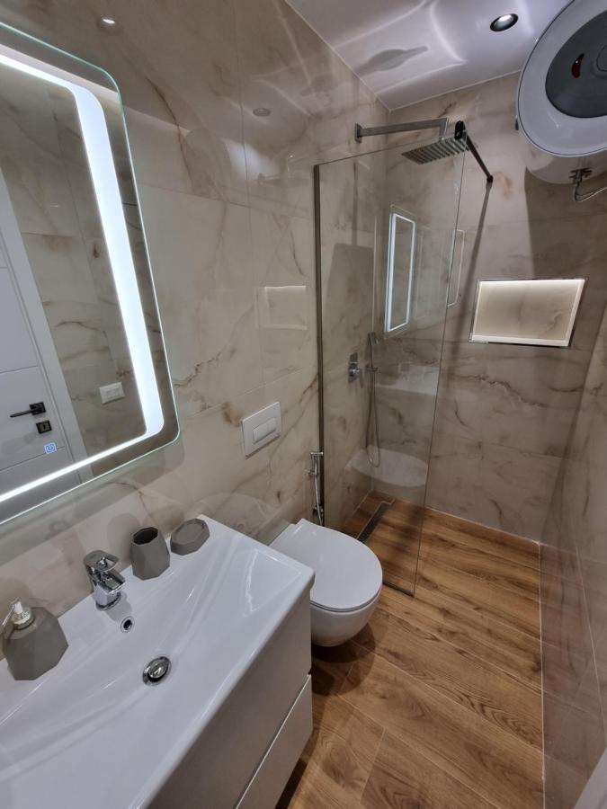 Remar Apartments Vlore Luaran gambar